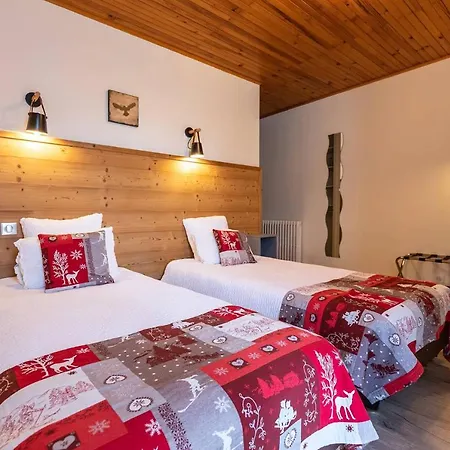 Logis Le Vernay 3*