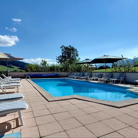 Hotel Logis Le Vernay