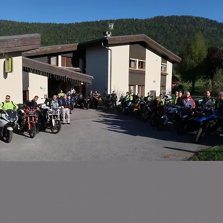 Logis Le Vernay 3*