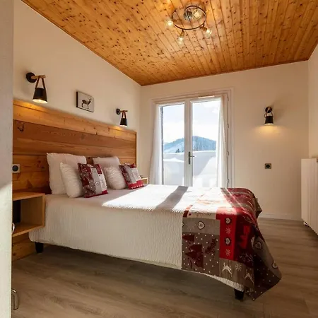 Logis Le Vernay 3*