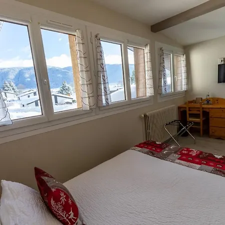 Hotel Logis Le Vernay