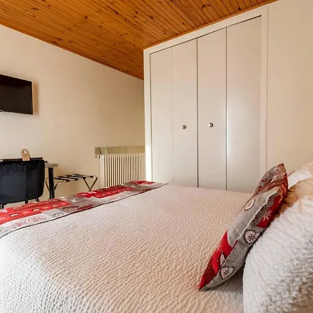 Hotel Logis Le Vernay