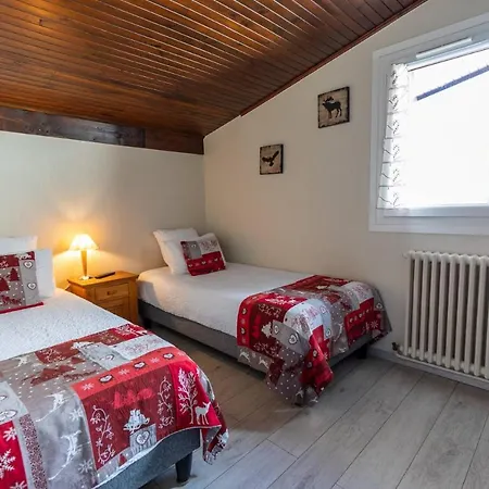 Logis Le Vernay Hotel 3*