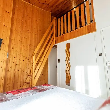 Logis Le Vernay Hotel 3*