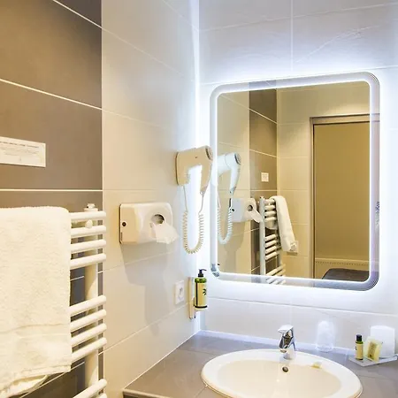 Hotel Logis Le Vernay