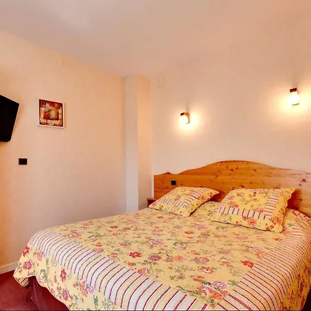 Logis Le Vernay 3*